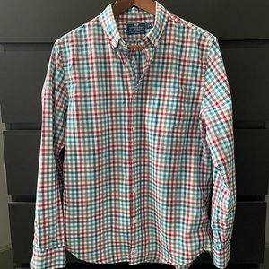 vineyard vines button down shirt